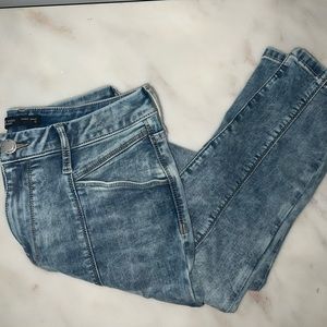 NEW, never worn high rise jeans’